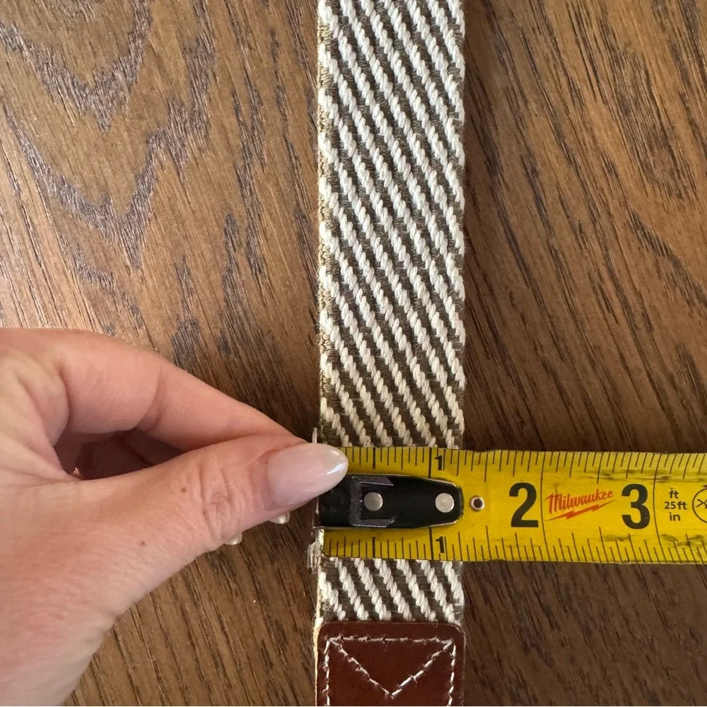 J Crew‎ Woven Belt Men cream & tan leather accent silver buckle Size L